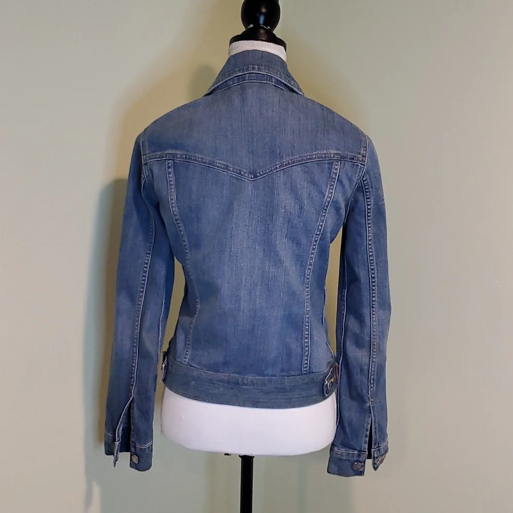 Levi's Jean Jacket with Pins - Picture 4 of 7